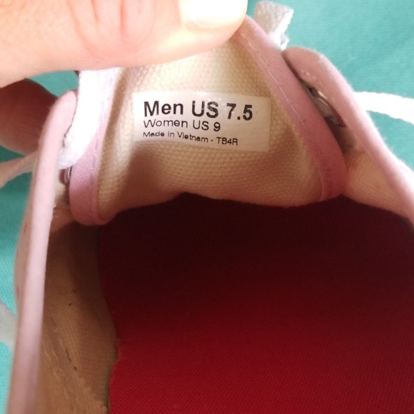 Women's Vans - Picture 6 of 6